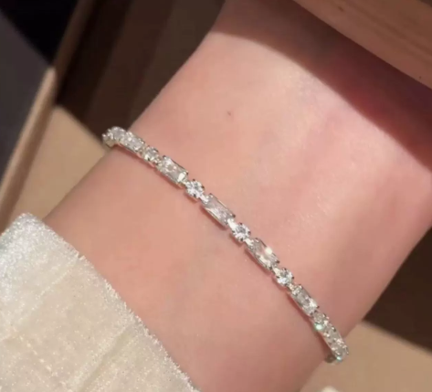 Baguette Crystal Tennis Bracelet | Silver Tone